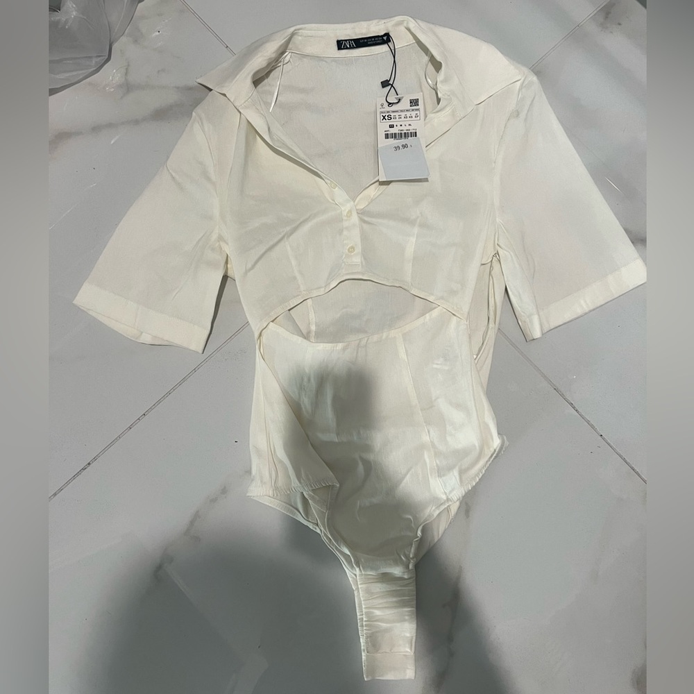 Zara brand new bodysuit off-white